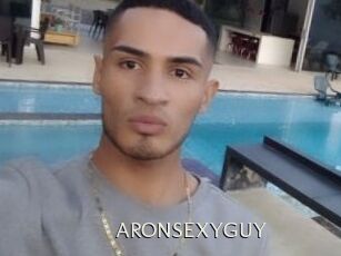 ARONSEXYGUY