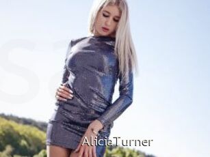 AliciaTurner