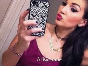 AriGrande