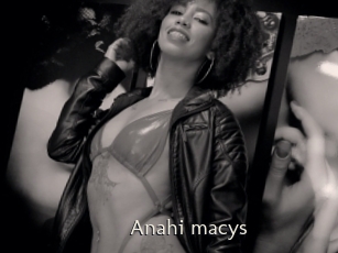Anahi_macys