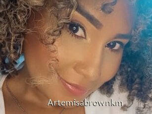 Artemisabrownkm