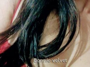 Bonnie_velvet
