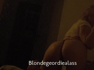 Blondegeordiealass