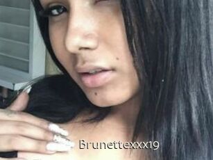 Brunettexxx19
