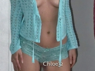 Chloe32