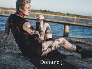 Domme_J