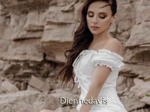 Diennedavis