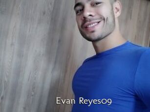 Evan_Reyes09