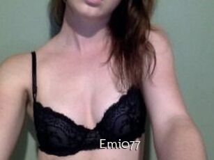 Emi077