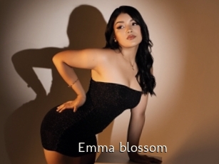 Emma_blossom