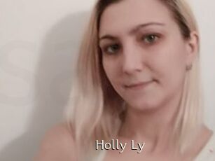 Holly_Ly
