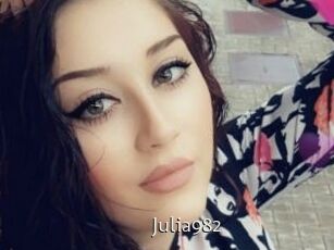 Julia982