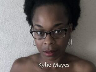 Kylie_Mayes