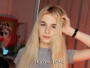 Lylya_Toxic