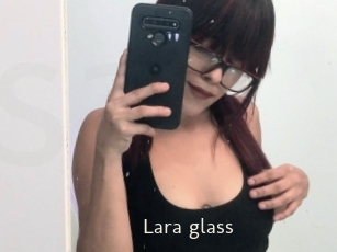 Lara_glass