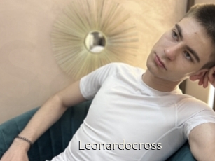 Leonardocross