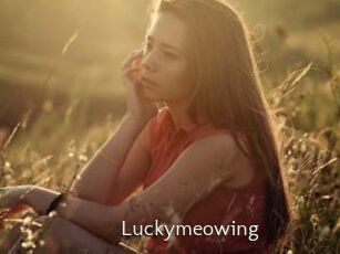 Luckymeowing