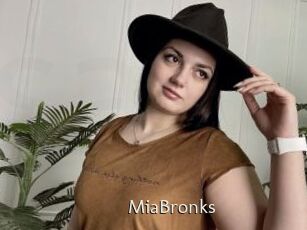 MiaBronks