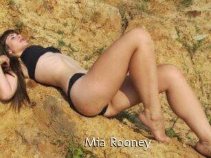Mia_Rooney