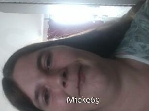 Mieke69