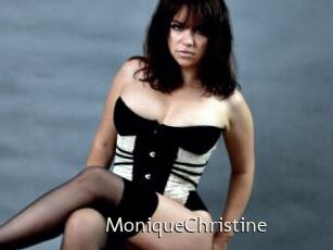 MoniqueChristine