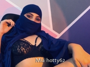Mia_hotty62