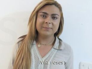Mia_roses