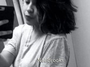 Nali_Brooks