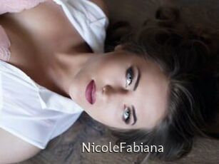 NicoleFabiana
