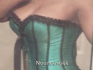 Nounous044