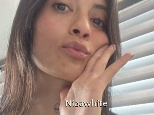 Niaawhite