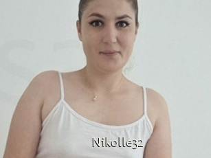 Nikolle32