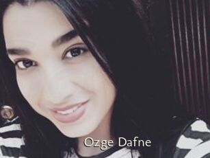 Ozge_Dafne