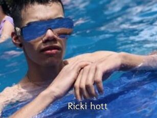 Ricki_hott