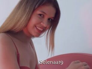 Selenaa19