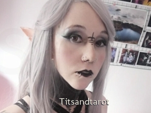 Titsandtarot