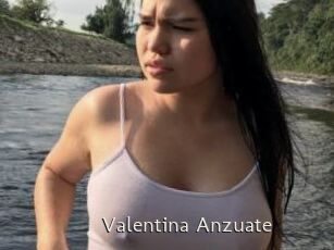 Valentina_Anzuate